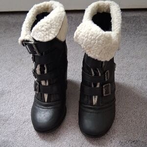 Guess Black Heeled Boots with Cream Lining